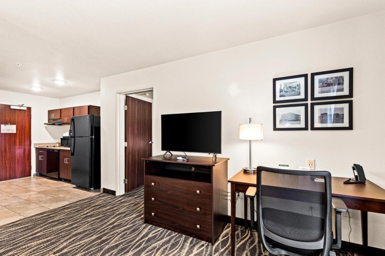 Cobblestone Hotel & Suites Superior Luaran gambar
