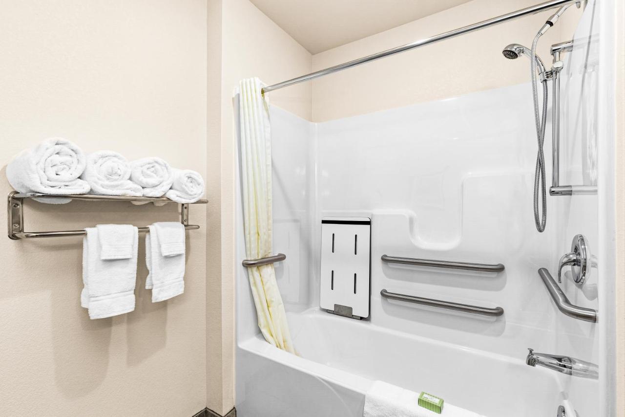 Cobblestone Hotel & Suites Superior Luaran gambar