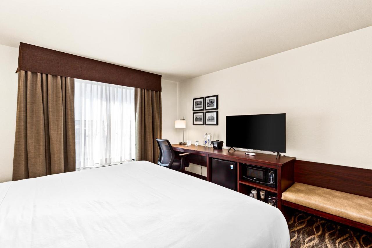 Cobblestone Hotel & Suites Superior Luaran gambar