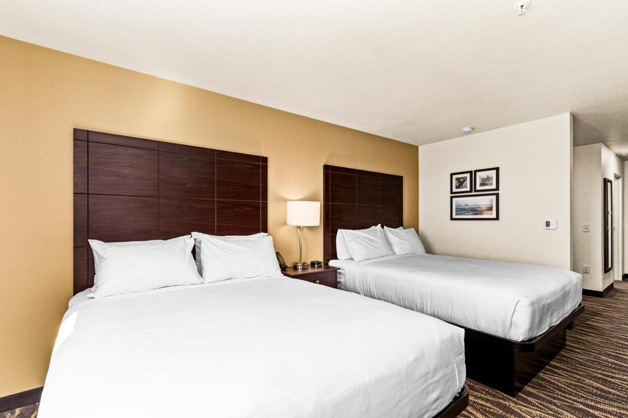 Cobblestone Hotel & Suites Superior Luaran gambar